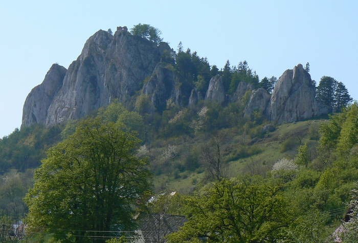 skaln masv hradu Vratec
