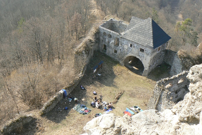 25.3.2012 hrad �abra� a kl�tor Bzov�k