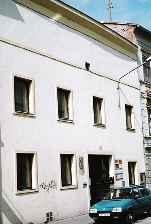 Dom Turistiky, Lazovná 17
