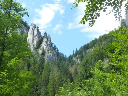 Impozantné skalné ihly nad Stratenou