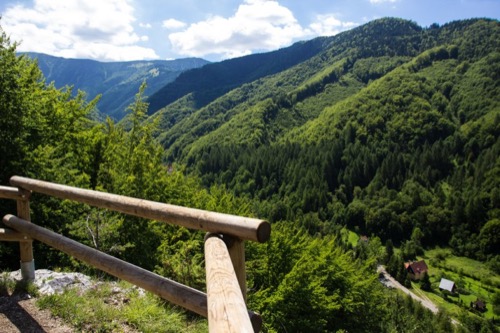 Vyhliadková terasa na Belianskych skalách
