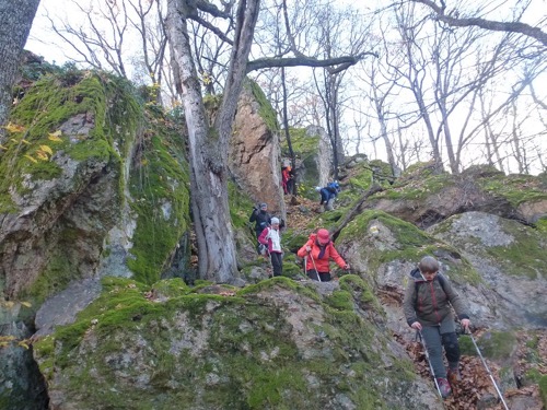 Skalnatý úsek nad Rákošom