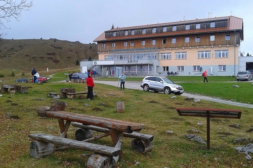 21.10.2017 – 90 rokov prvej chaty pri Kráľovej studni – foto 2