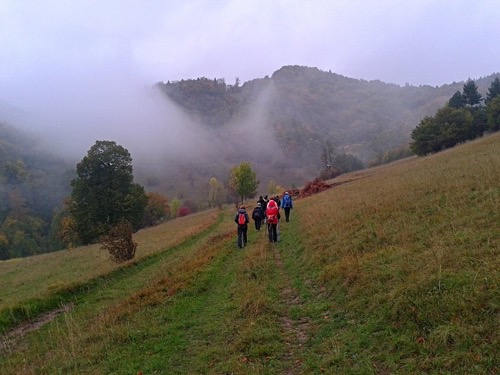 Stúpame do Riečanského sedla.