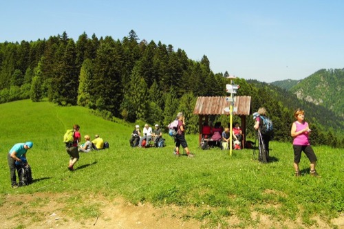 Počas výletu na Haligovské skaly, Sedlo Cerla