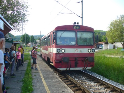 Výlet končíme na železničnej zastávke v Jalnej.
