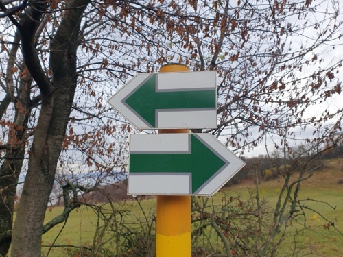 Turistické značenie bolo obnovené.